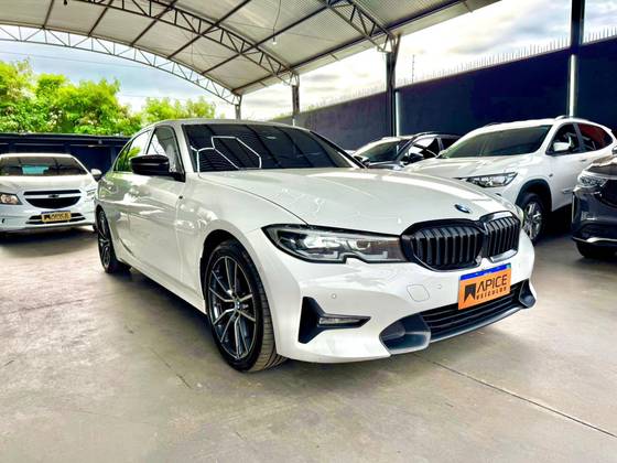 BMW 320i 2.0 16V TURBO GASOLINA SPORT AUTOMÁTICO BMW 320i 2.0 16V TURBO GASOLINA SPORT AUTOMÁTICO